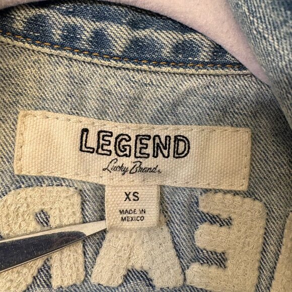 Lucky Brand Heart "💔" Breaker Legend Distressed Jean Jacket - XS - Picture 4 of 8